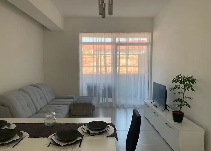 Silver Moon Residence 2